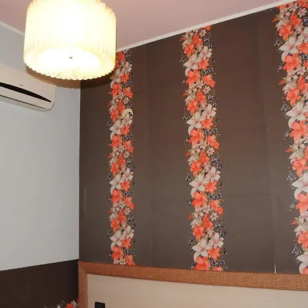 호텔 Serenity 티라나