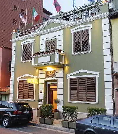 Hotel Serenity 3*